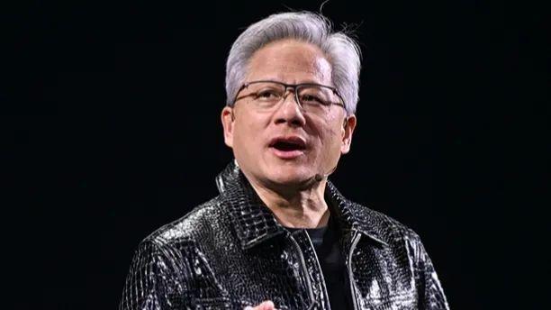 黄仁勋力推AI推理需更大计算力 (黄仁勋吧)