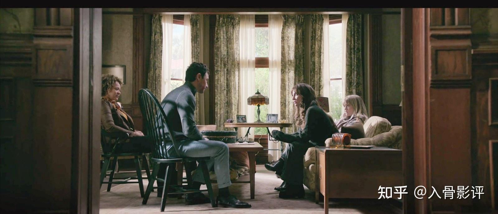 从恐怖到温情，《照明商店》如何实现类型间的和谐共存