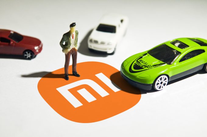 小米汽车智能座舱首发自研操作系统澎湃OS，开启智能出行新时代