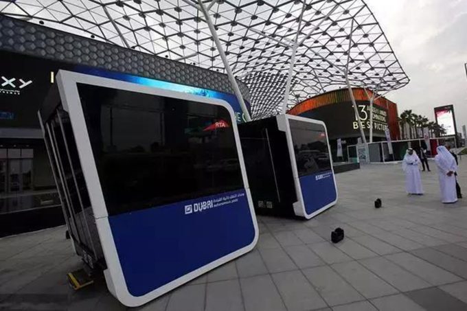 无人驾驶出租车正式迈入商业运营里程碑时刻