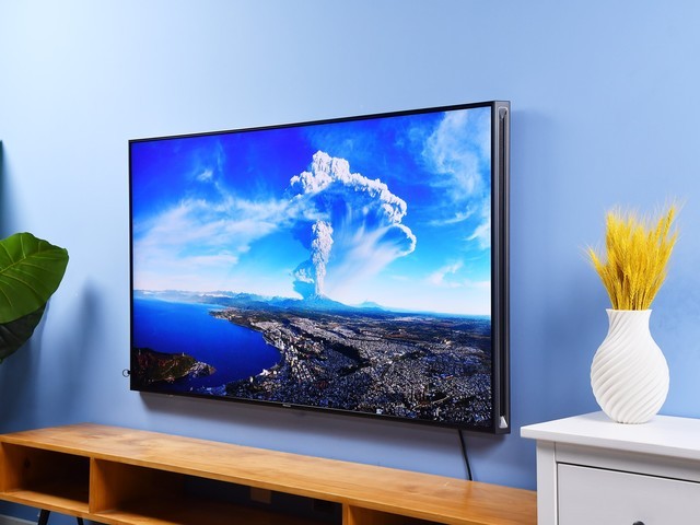 海信U8H震撼首发全球首款8K 144Hz面板电视