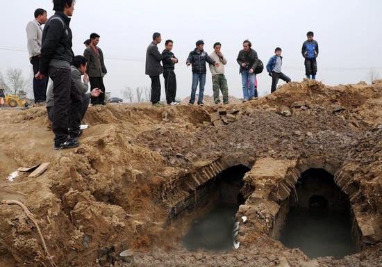 某地惊现明朝古墓，出土超200件珍贵文物