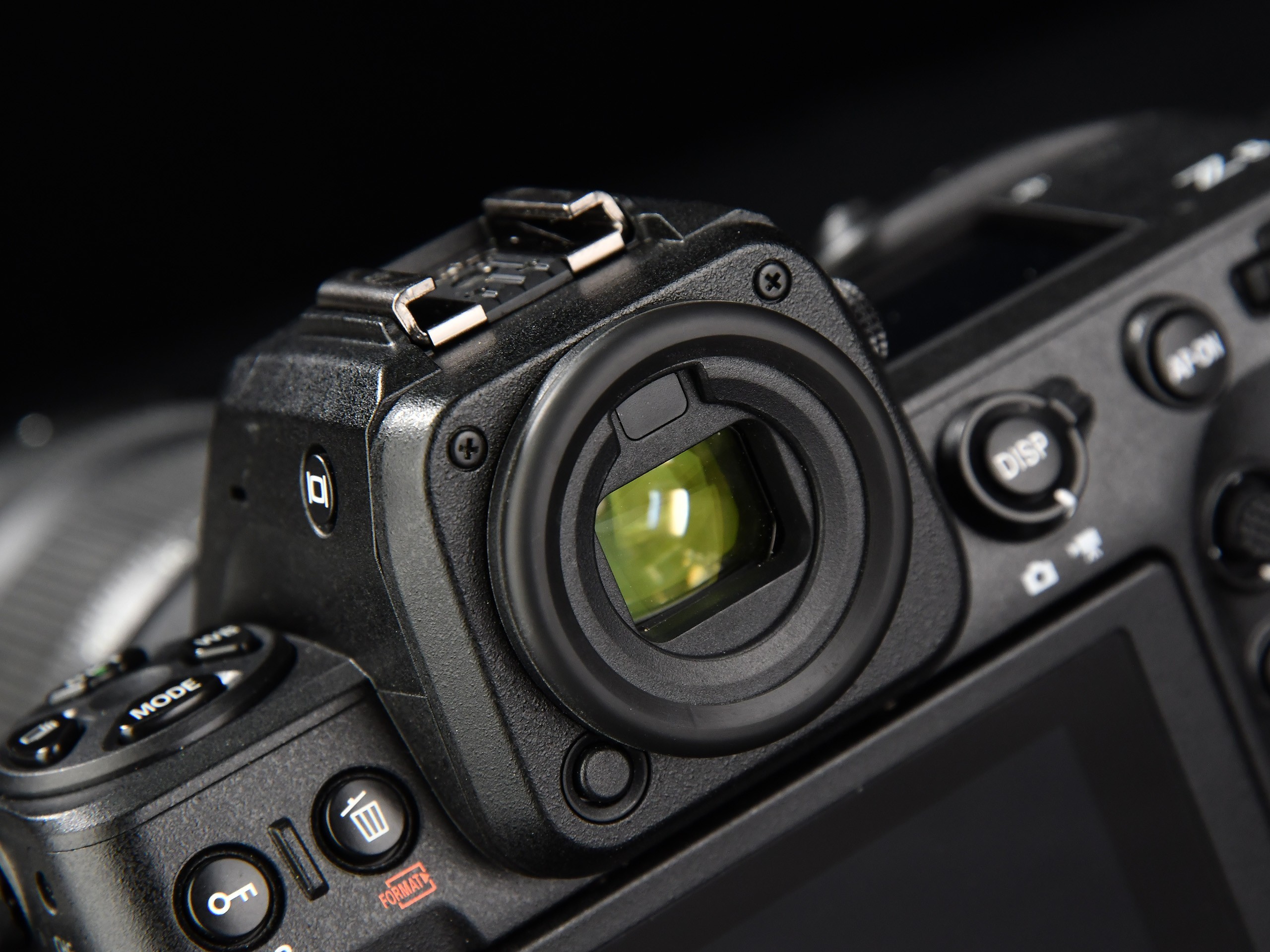 解析尼康Z8 III：6000万像素传感器带来的卓越画质