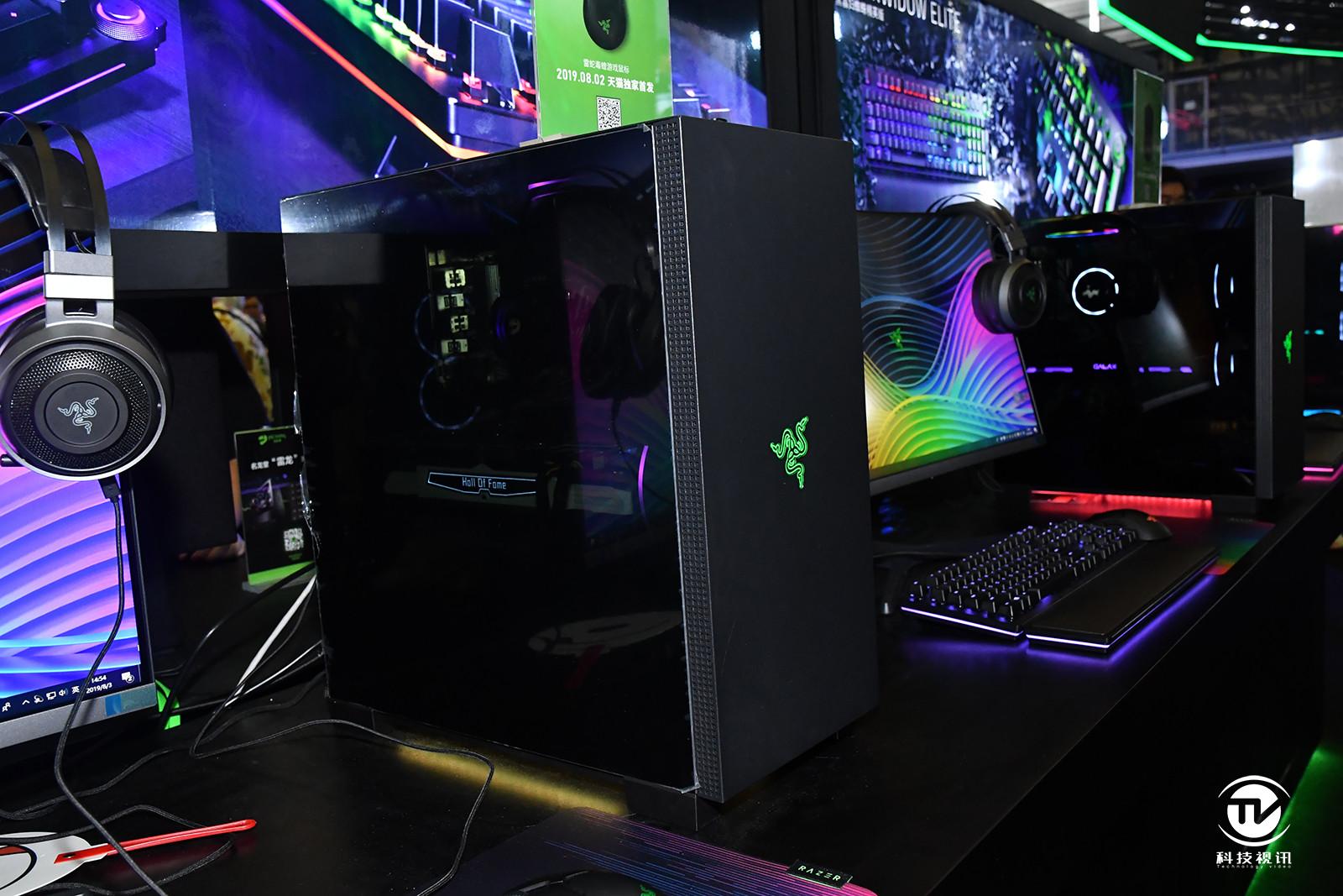 雷蛇震撼发布全球首款8K 240Hz显示器：未来显示技术新标杆