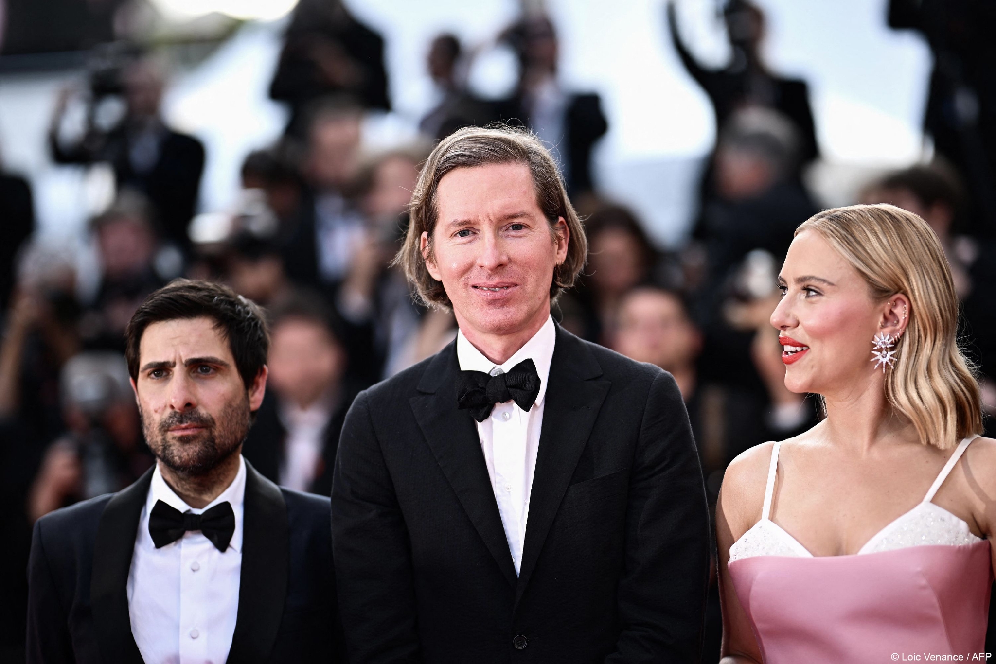 韦斯·安德森亨利·休格的神奇故事：一场色彩与叙事的视觉盛宴