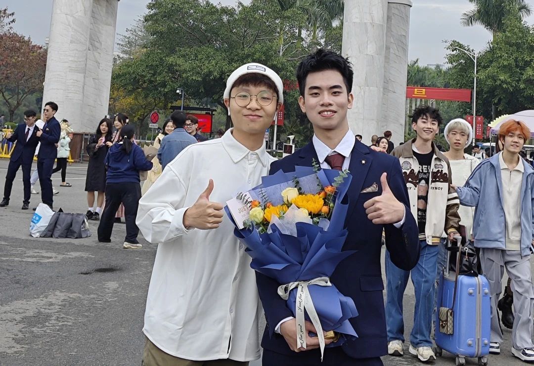 揭秘00后平均存款