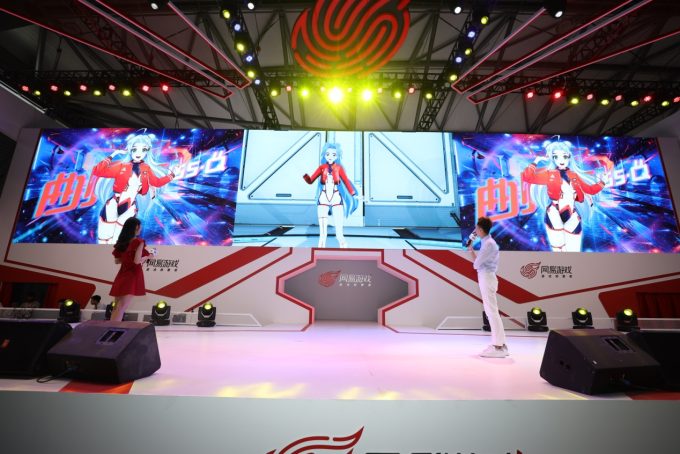 虚拟偶像演唱会门票秒罄：一场跨越次元的音乐盛宴