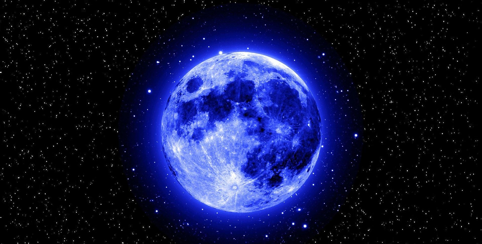 罕见!某地天空中飞舞着庞大的鸟群