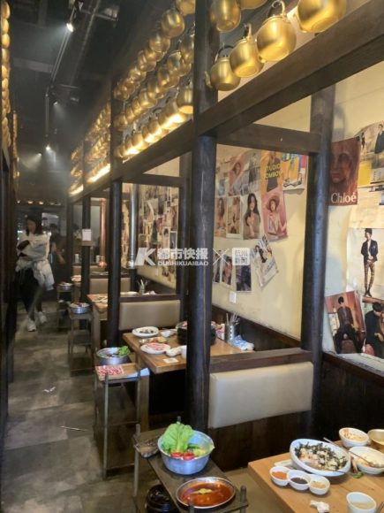 某网红餐厅后厨问题频出市场监管部门紧急介入