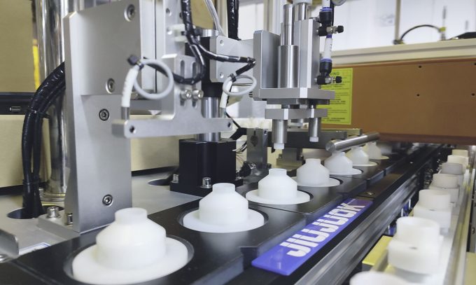 自动化设备与人工智能携手，电商仓储拣货效率再攀高峰