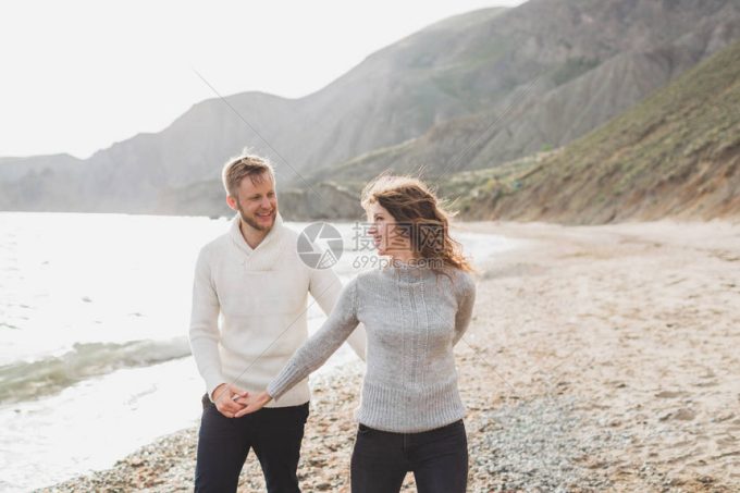 如何在爱情中实现付出与索取的平衡？