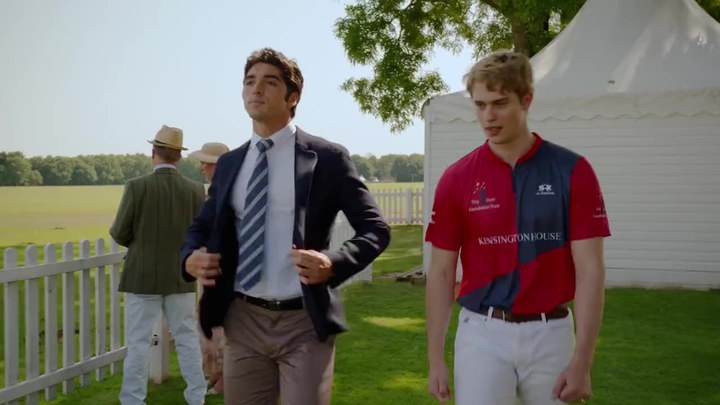 《星条红与皇室蓝：一部突破传统的LGBTQ+浪漫喜剧巨作》